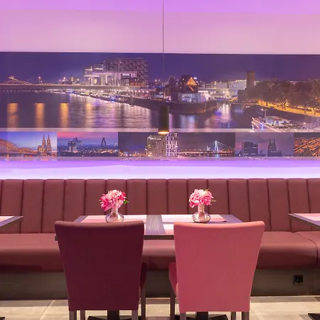 Cityclass Caprice Am Dom - Superior Hotel Köln