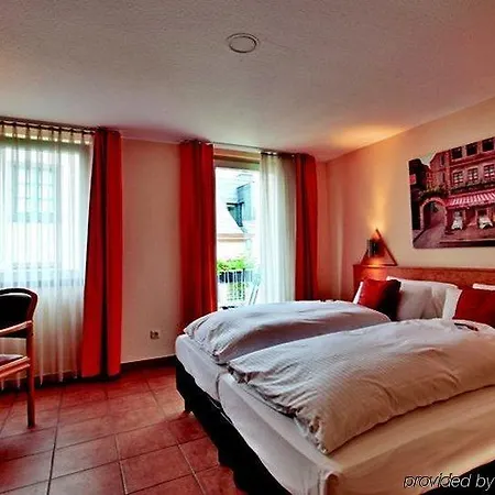 Cityclass Caprice Am Dom - Superior Hotel Köln