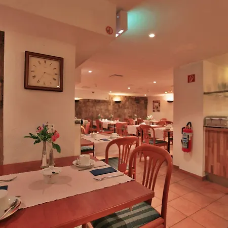Hotel Cityclass Caprice Am Dom - Superior 3*